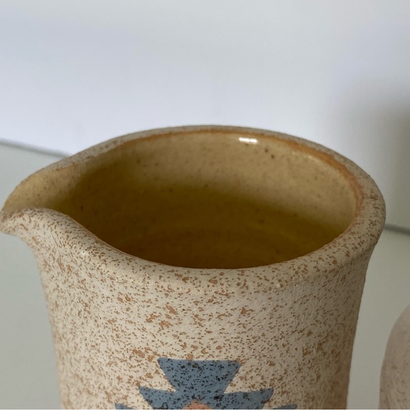 Aztec Creamer Sugar Pottery Sand Art Native American Pastel Blue Rust Orange EUC - Picture 6 of 16
